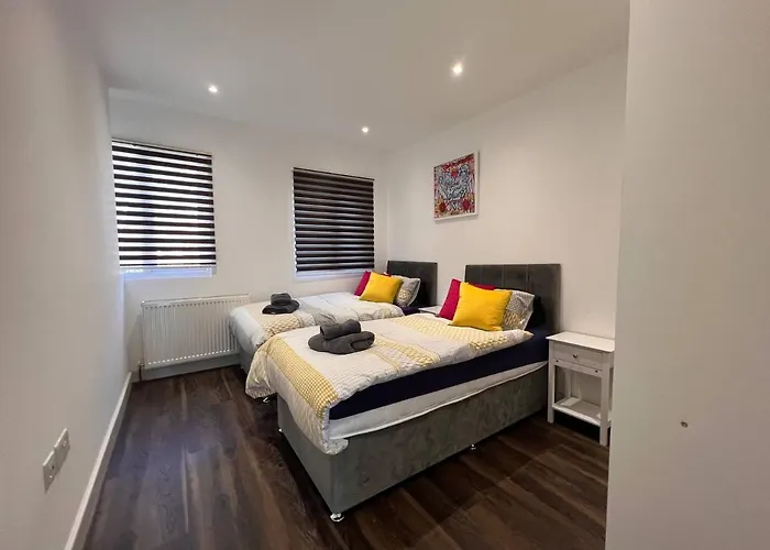 Star London Finchley Road 2-Bed Residence